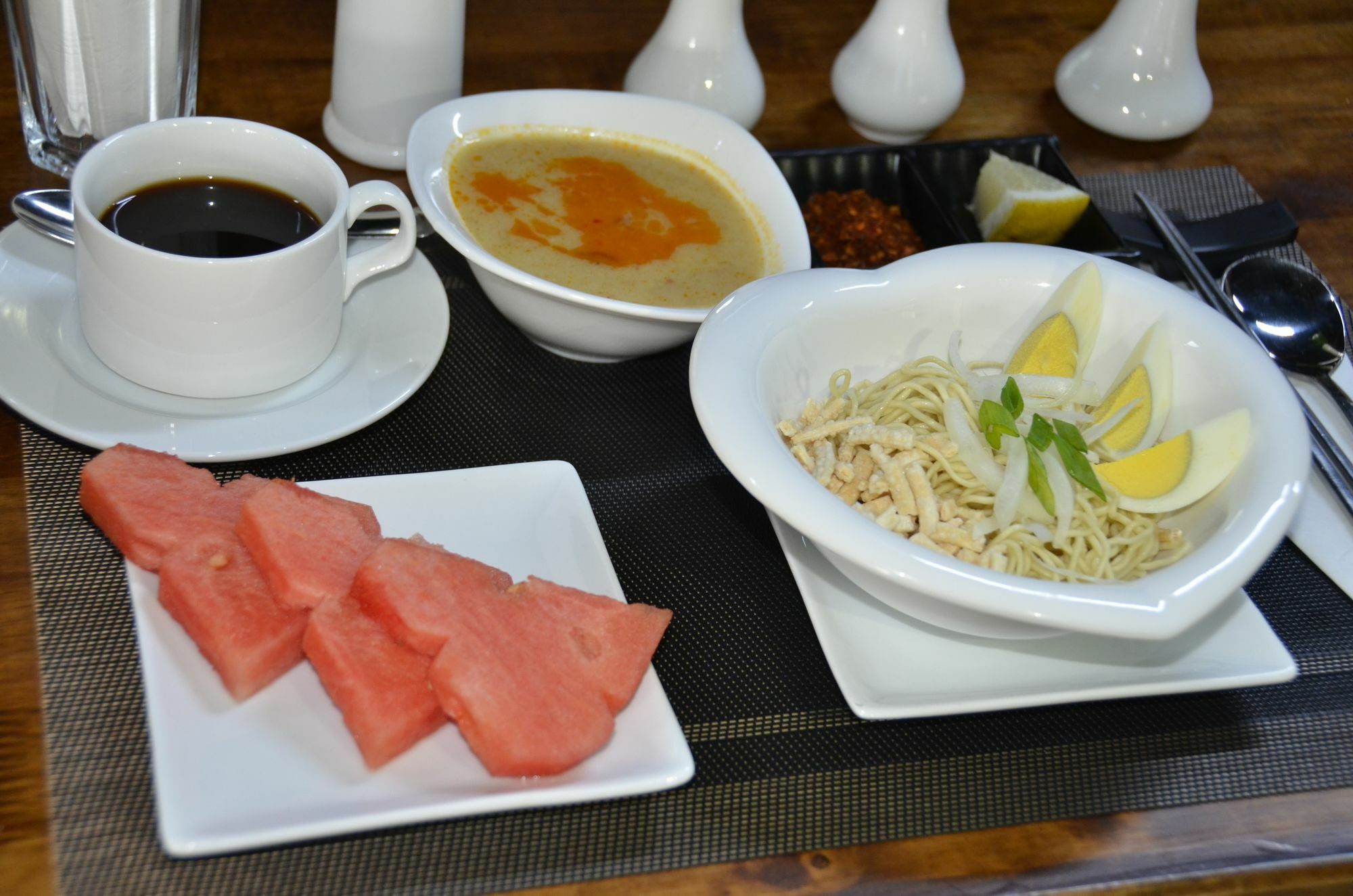 缅甸首尔酒店 Gyogon 外观 照片