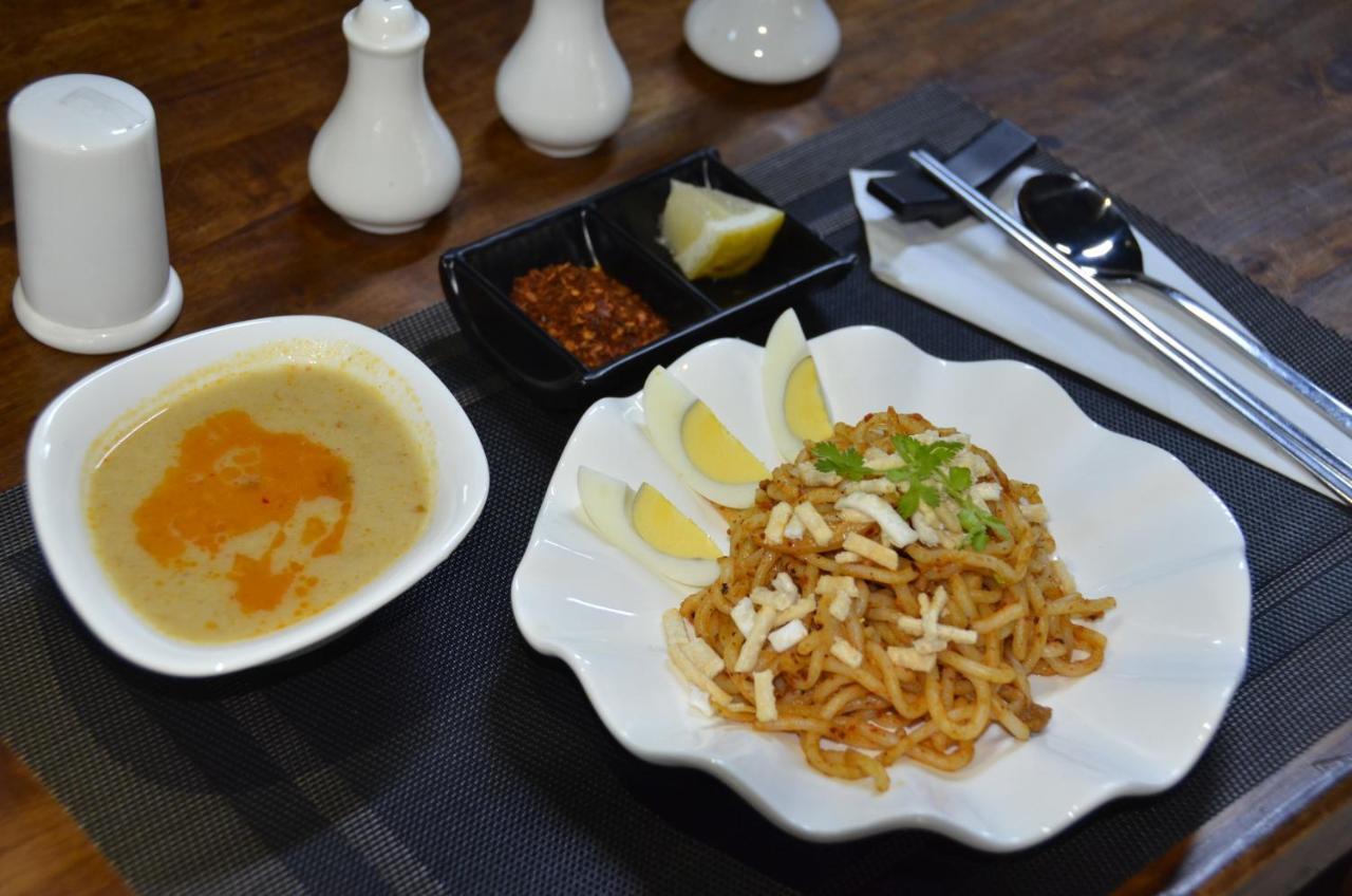 缅甸首尔酒店 Gyogon 客房 照片