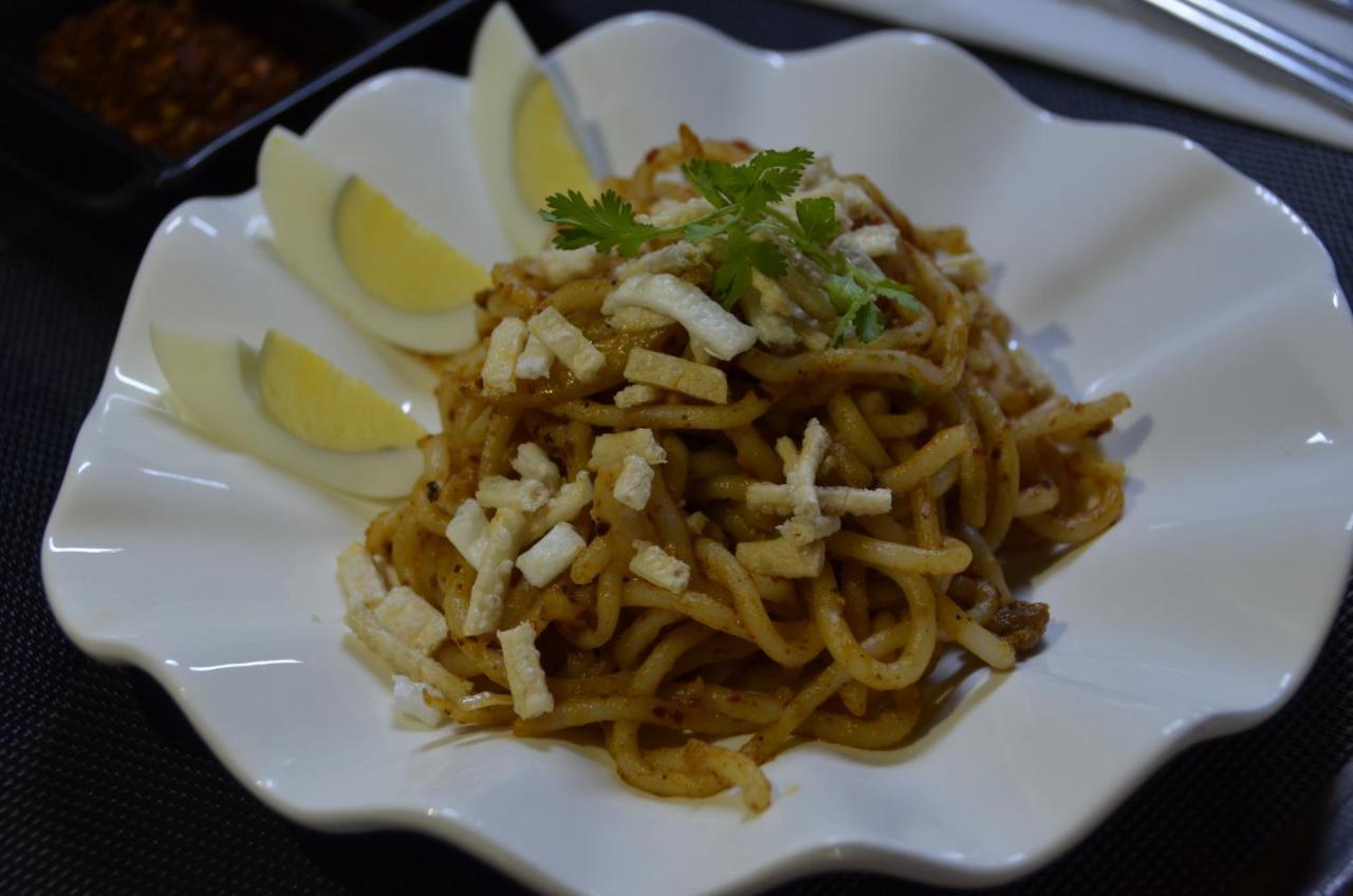 缅甸首尔酒店 Gyogon 客房 照片